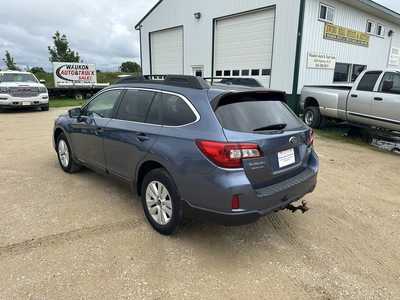 2015 Subaru Outback, $8995. Photo 5