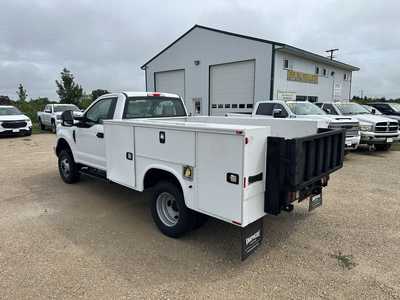 2017 Ford F350 Reg Cab, $. Photo 5