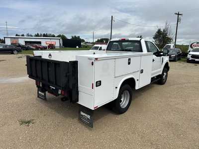2017 Ford F350 Reg Cab, $. Photo 7