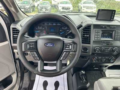 2017 Ford F350 Reg Cab, $. Photo 12