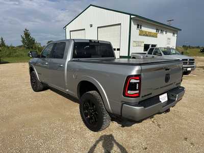 2021 RAM 2500 Crew Cab, $45750. Photo 5