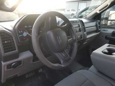 2019 Ford F250 Crew Cab, $23995. Photo 6