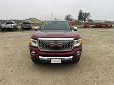 2017 GMC Canyon Crew Cab, $18995. Photo 2