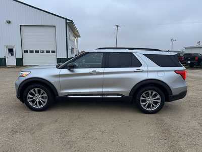 2020 Ford Explorer, $22500. Photo 4