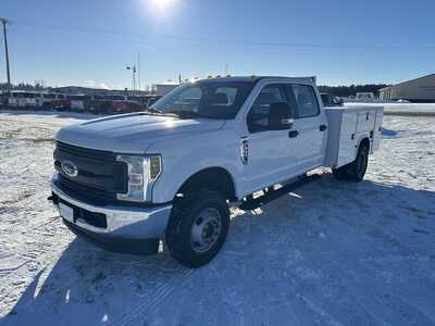 2019 Ford F350 Crew Cab, $33950. Photo 3