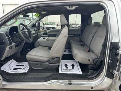 2022 Ford F250 Ext Cab, $0. Photo 12