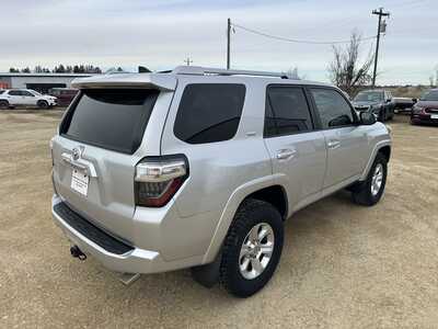 2018 Toyota 4Runner, $23995. Photo 8