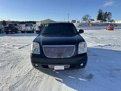 2012 GMC Yukon, $7995. Photo 2