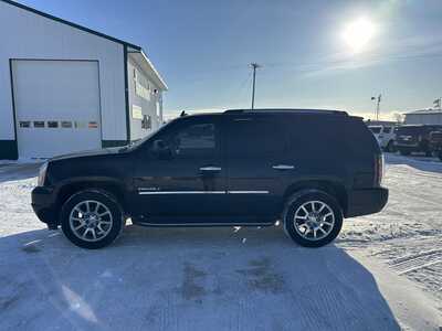 2012 GMC Yukon, $7995. Photo 4