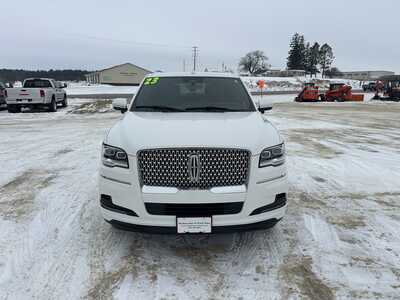 2023 Lincoln Navigator L, $49750. Photo 2