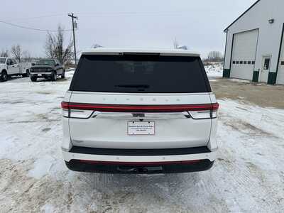 2023 Lincoln Navigator L, $49750. Photo 6