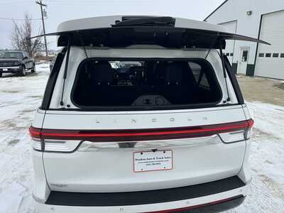 2023 Lincoln Navigator L, $49750. Photo 7