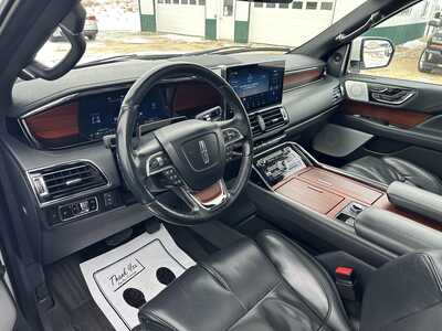 2023 Lincoln Navigator L, $49750. Photo 10