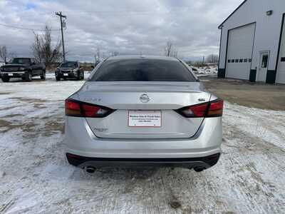 2019 Nissan Altima, $11950. Photo 6