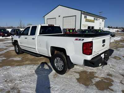 2015 Chevrolet 2500 Ext Cab, $21995. Photo 5