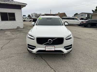 2019 Volvo XC90, $18995. Photo 2
