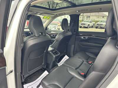 2019 Volvo XC90, $18995. Photo 11