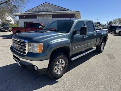 2012 GMC 2500 Crew Cab, $17995. Photo 3