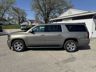 2017 Chevrolet Suburban, $16595. Photo 4