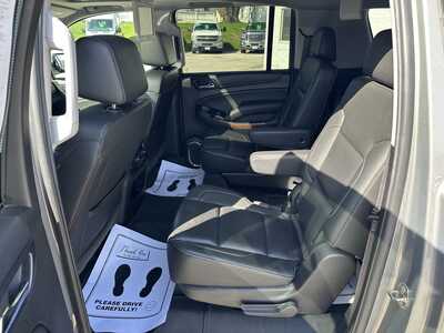 2017 Chevrolet Suburban, $16595. Photo 12