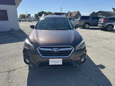 2019 Subaru Outback, $17500. Photo 2