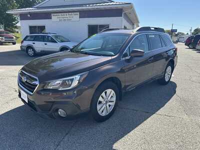 2019 Subaru Outback, $17500. Photo 3