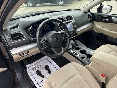 2019 Subaru Outback, $17500. Photo 9