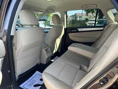 2019 Subaru Outback, $17500. Photo 11
