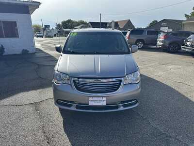 2013 Chrysler Town & Country, $3250. Photo 2