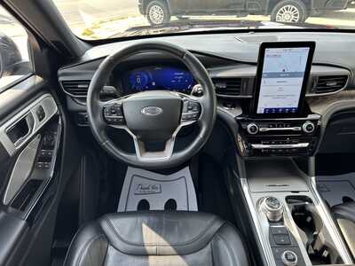 2022 Ford Explorer, $32995. Photo 11