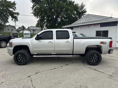 2014 Chevrolet 2500 Crew Cab, $14500. Photo 5
