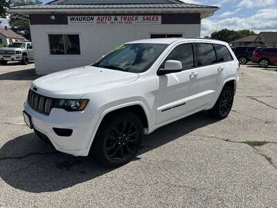 2021 Jeep Grand Cherokee, $19950. Photo 4