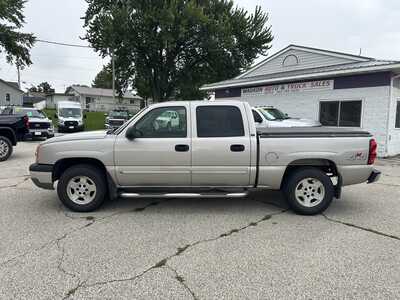 2005 Chevrolet 1500 Crew Cab, $8995. Photo 4