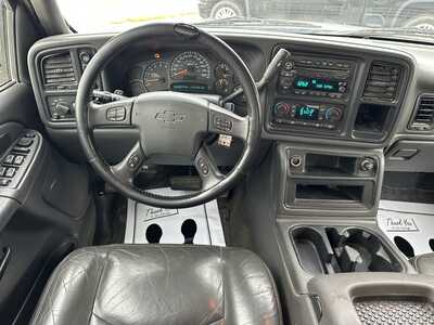 2005 Chevrolet 1500 Crew Cab, $8995. Photo 10