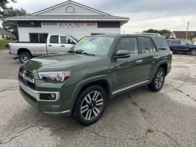 2022 Toyota 4Runner, $0. Photo 4