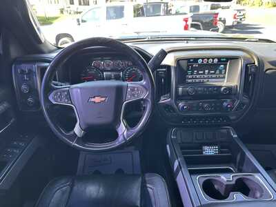 2018 Chevrolet 2500 Crew Cab, $27500. Photo 11