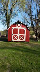  Country Barn Yard , $. Photo 1