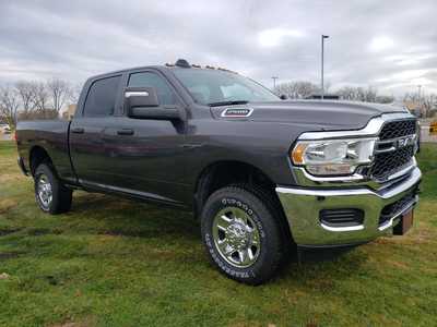 2024 RAM 2500 Crew Cab, $48665. Photo 1