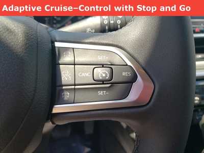 2025 Jeep Compass, $28935. Photo 4