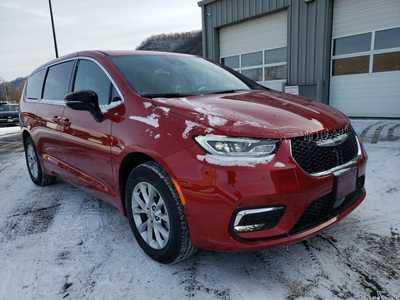 2025 Chrysler Pacifica, $44602. Photo 1