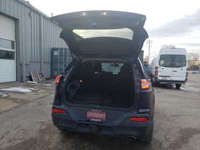 2015 Jeep Cherokee, $8990. Photo 12