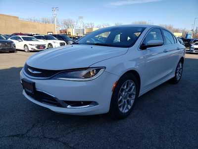 2015 Chrysler 200, $11450. Photo 10