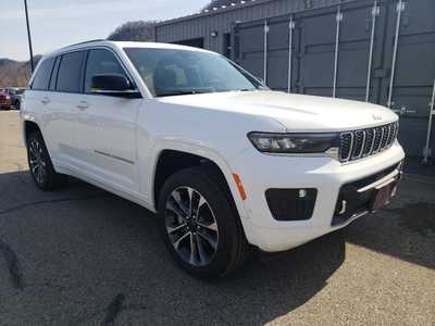 2025 Jeep Grand Cherokee, $55285. Photo 1