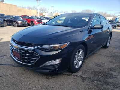 2024 Chevrolet Malibu, $18850. Photo 9