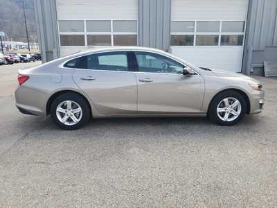 2024 Chevrolet Malibu, $18850. Photo 11