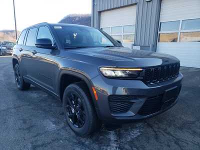 2025 Jeep Grand Cherokee, $42665. Photo 1