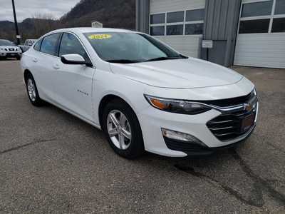 2024 Chevrolet Malibu, $17850. Photo 1