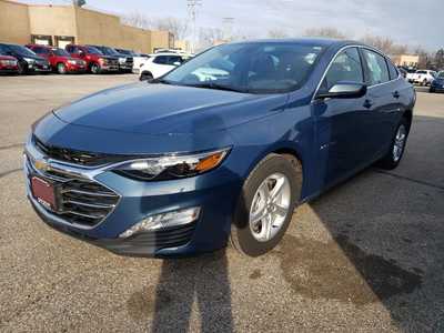 2024 Chevrolet Malibu, $18850. Photo 9