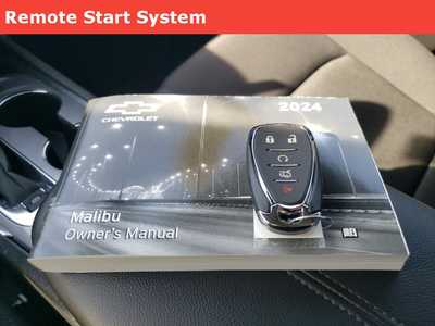 2024 Chevrolet Malibu, $18950. Photo 8
