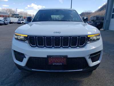 2025 Jeep Grand Cherokee, $38375. Photo 11